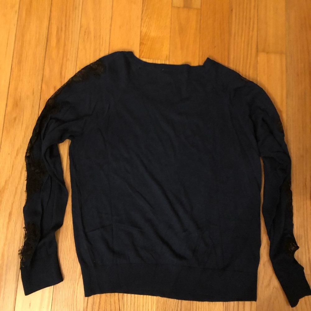 Sweater - Picture 3 of 4